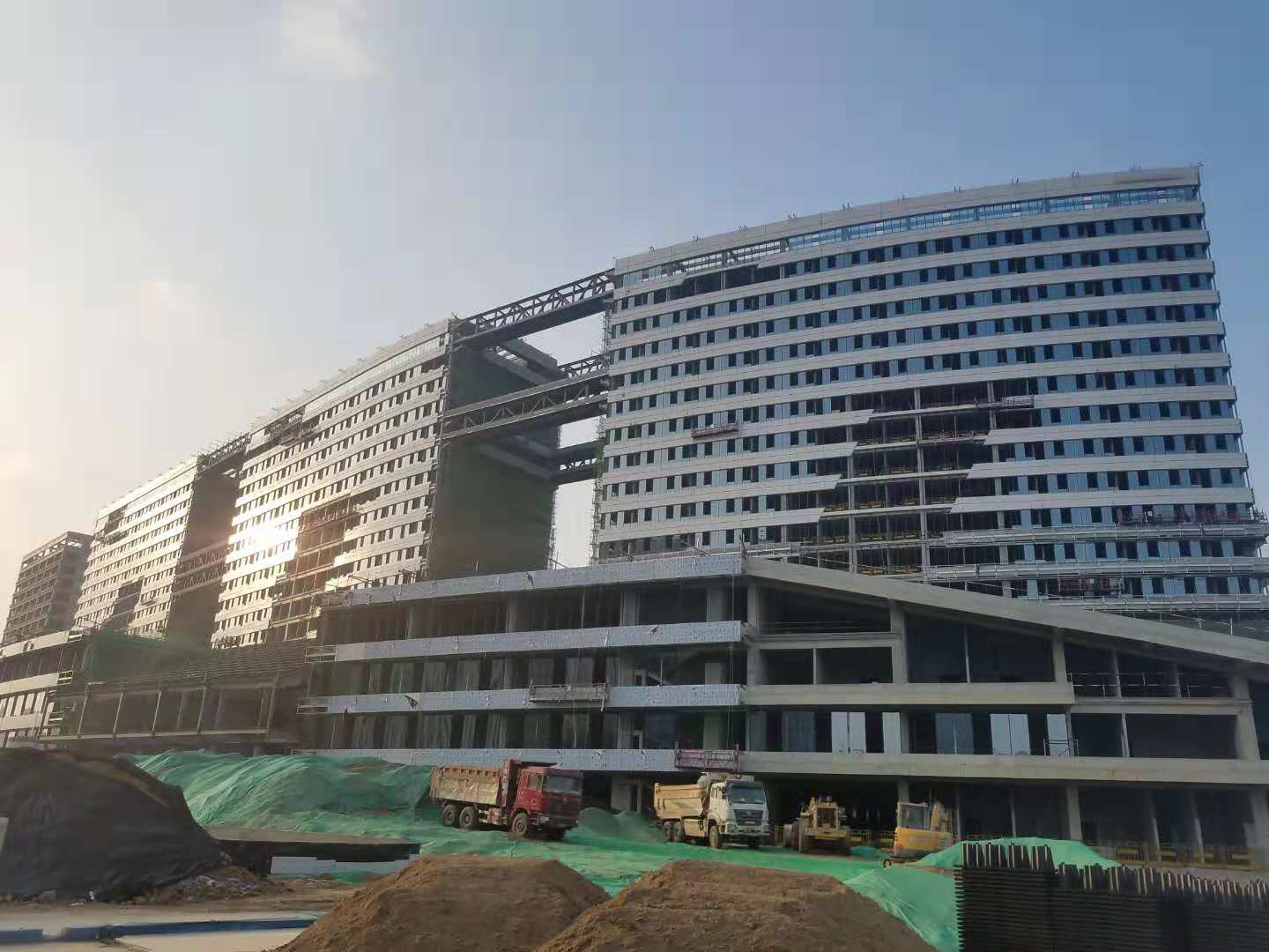 9652e1e2b69e4d1dae31d6d0f942f990